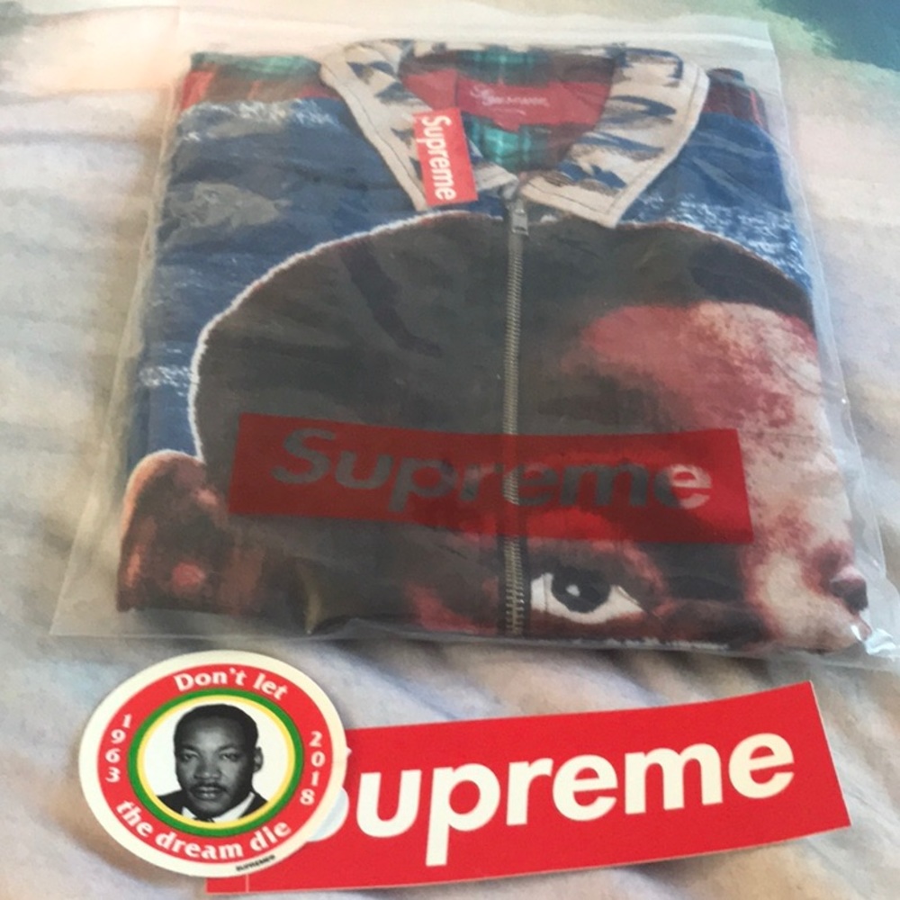 Supreme 💯 Authentic NWT Flannel Shirt Large